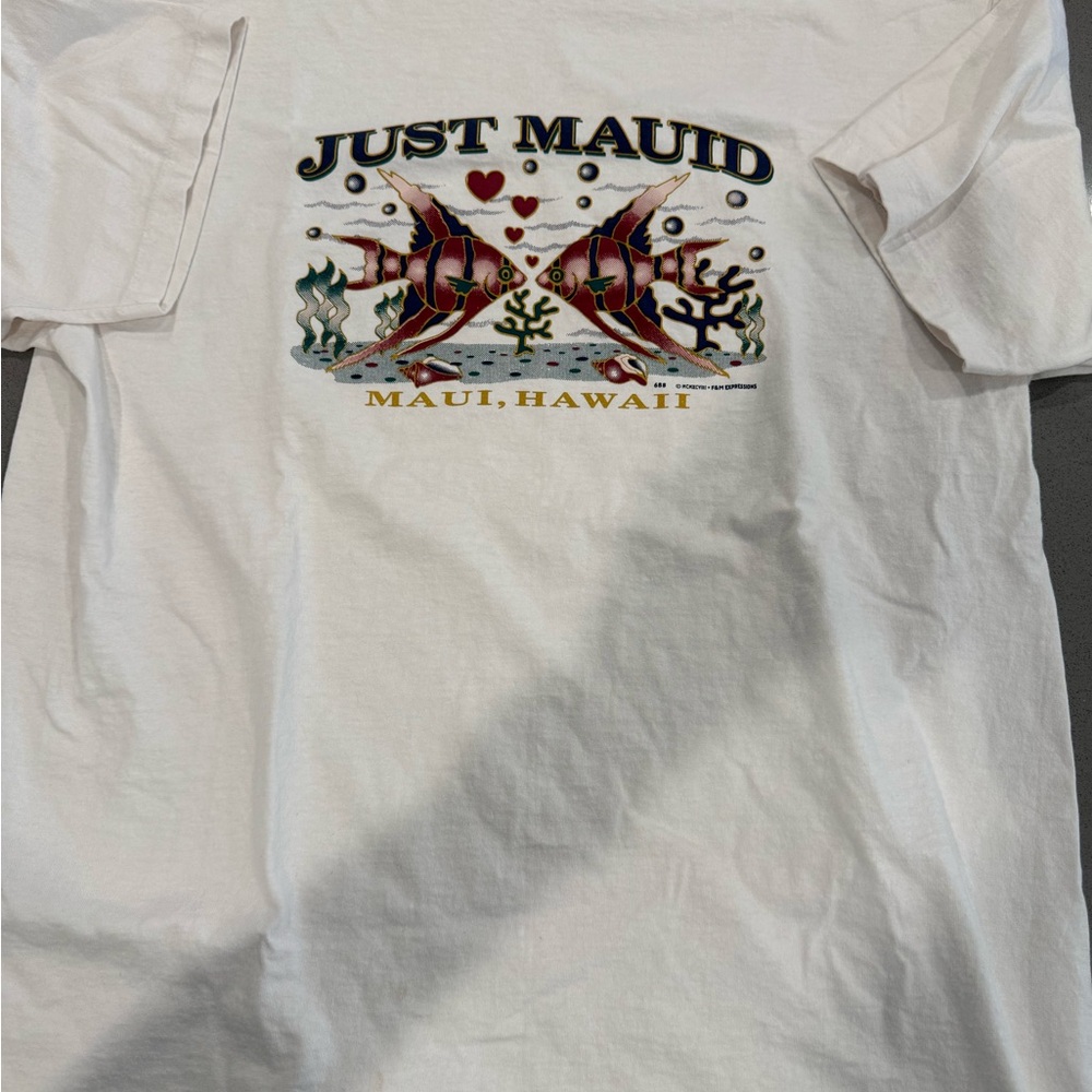 Just Mauid Maui Hawaii Graphic T-Shirt Tropical Fish Design Island Souvenir Tee
